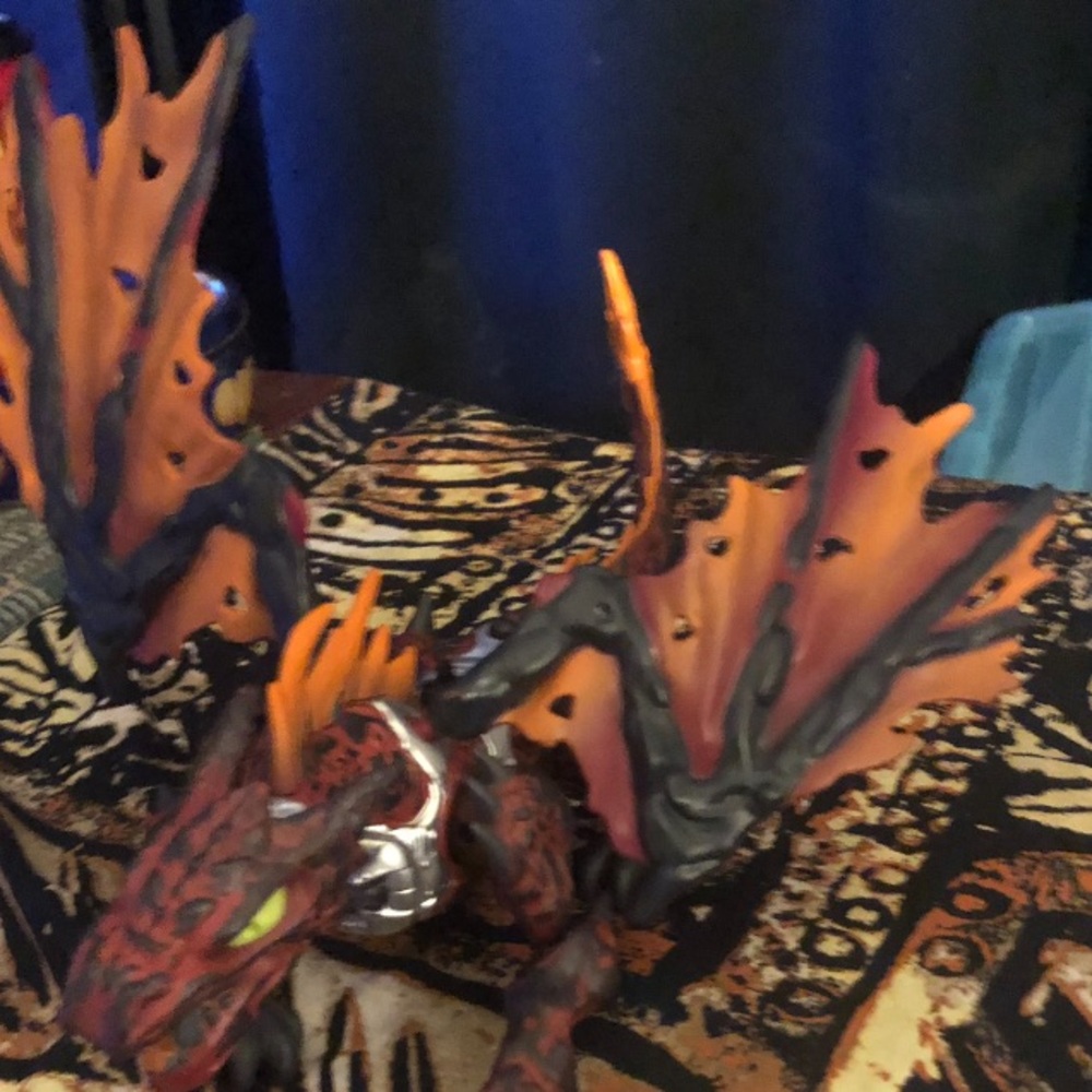 Mega Bloks Dragons Fire & Ice Flame Dragon Action Figure